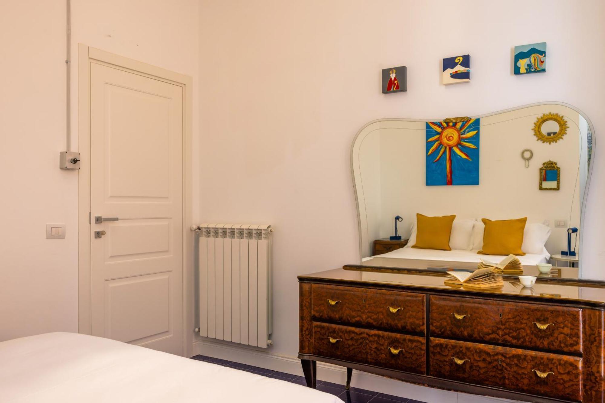Piazza Miraglia - Apartment By Wonderful Italy Наполи Екстериор снимка
