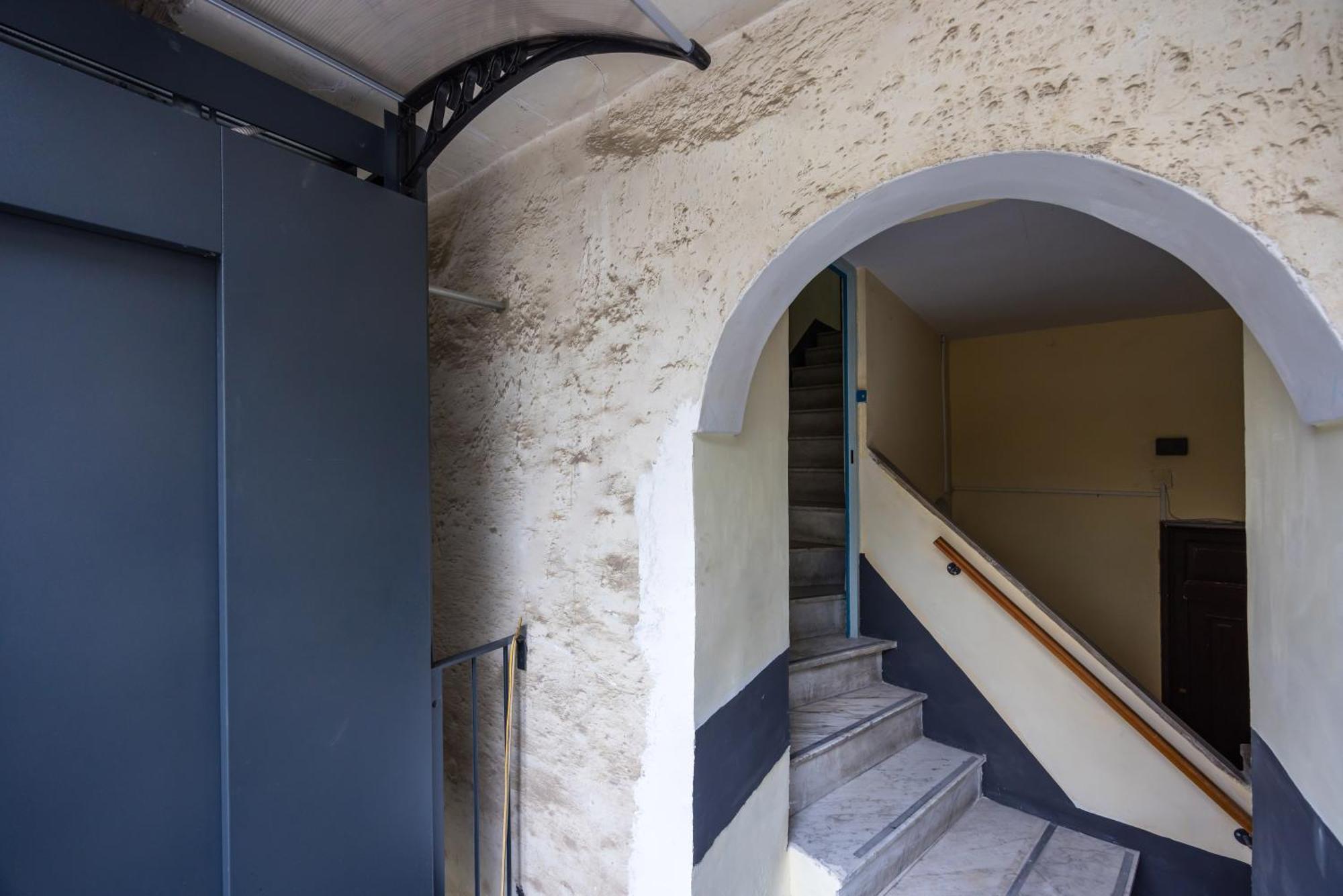 Piazza Miraglia - Apartment By Wonderful Italy Наполи Екстериор снимка