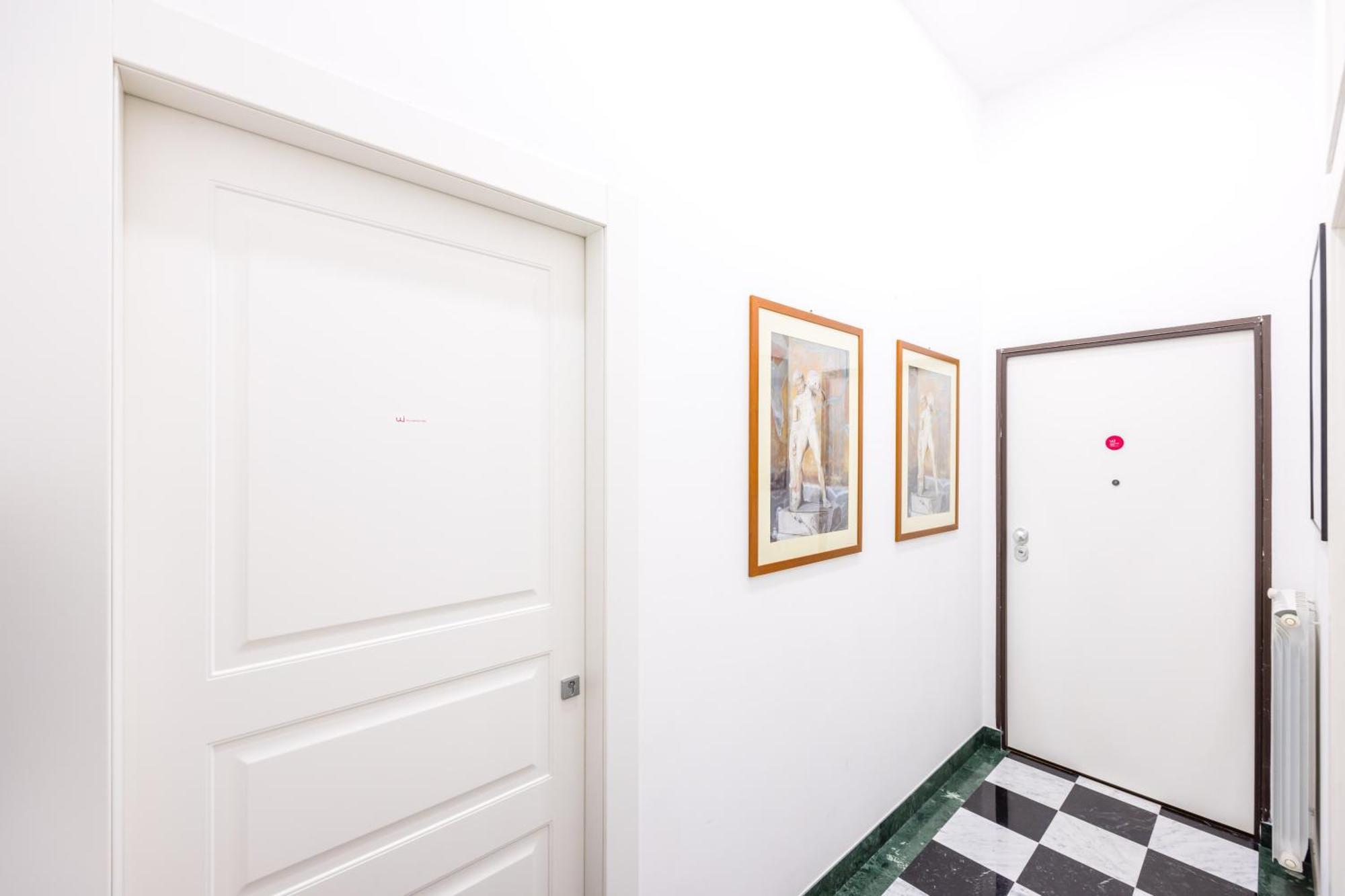 Piazza Miraglia - Apartment By Wonderful Italy Наполи Екстериор снимка